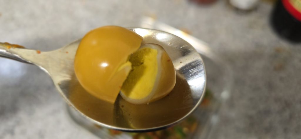 5분 완성! 칼칼한 땡초 메추리알 간장조림 레시피 6 메추리알
