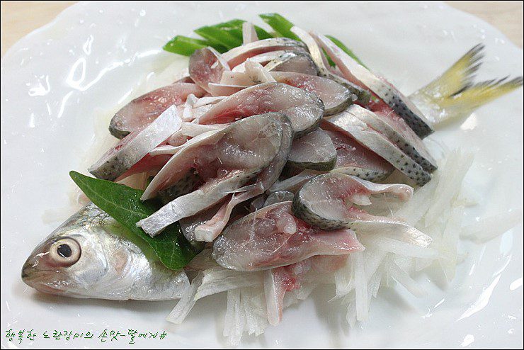 고소함의 절정! 가을전어, 왜 지금 꼭 먹어야 할까? 완벽 가이드 2 ee791749c72d784b75669290dbc16a8e 6